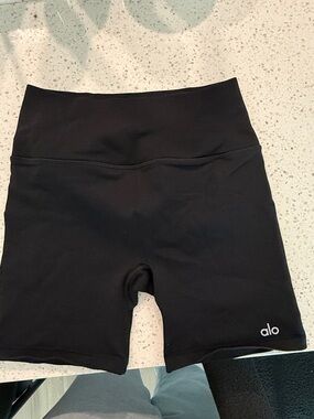 ALO Yoga Black High-Rise Bike Shorts